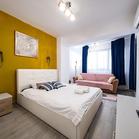 The Golden Studio - With Free Gym Bucareste Exterior foto